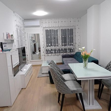 Apartment M & N Баня-Лука Экстерьер фото